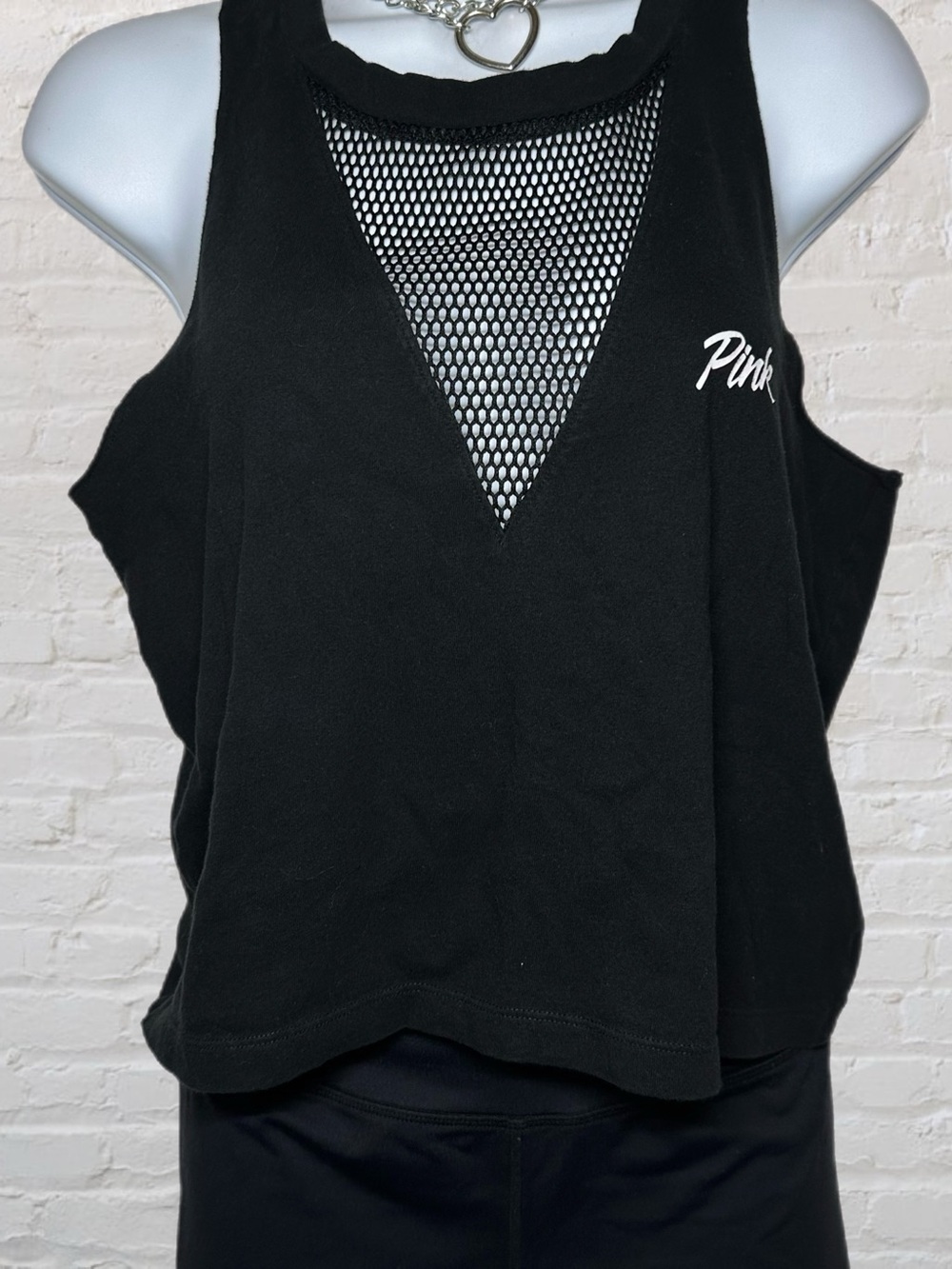 PINK Victoria's Secret Black Mesh V-Insert Cropped Muscle Tank in Women’s Small